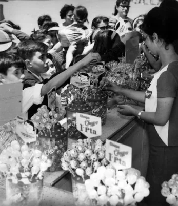 Chupa Chups caramella 60 anni