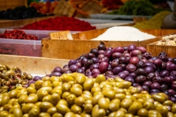 dieta mediterranea olio pomodori