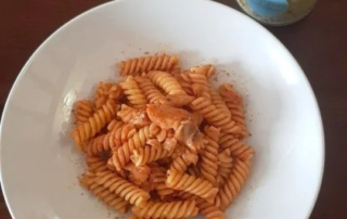Fusilli con Pronto Pasta Agroittica Clarabella, passata di pomodoro e bottarga di luccio 3 Fusilli con Pronto Pasta Agroittica Clarabella, passata di pomodoro e bottarga di luccio