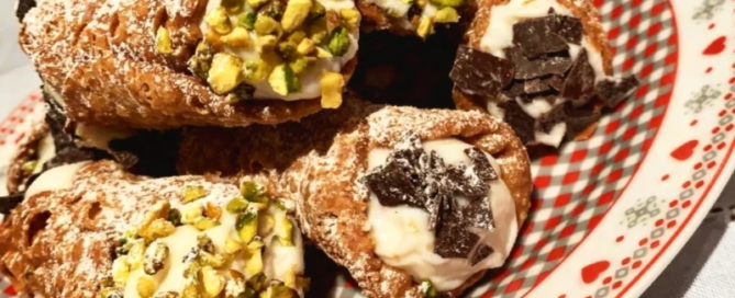 Dai cannoli alle confetture per assaporare i profumi della Sicilia 7 Cannoli