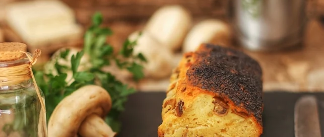 Plumcake ai funghi con caprino fresco e semi di papavero 4 Plumcake ai funghi con caprino fresco e semi di papavero