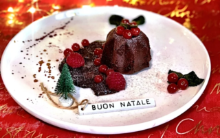 Pandoro al cioccolato con cuore fondente 1 Pandoro al cioccolato