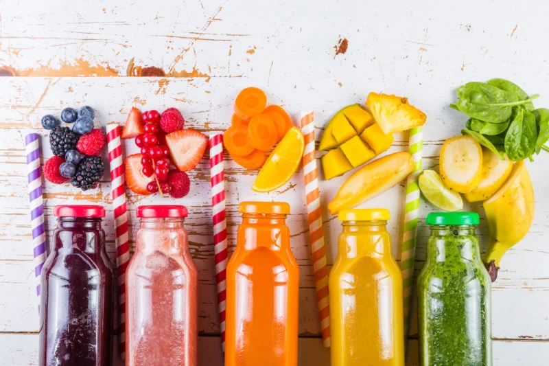 Più frutta e meno zucchero. Sai che i succhi di frutta contengono molto zucchero?
