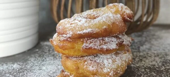 Dal Simposio di Platone alle frittelle di mele, un viaggio nel tempo tutto da mordere 8 Dal Simposio di Platone alle frittelle di mele, un viaggio nel tempo tutto da mordere
