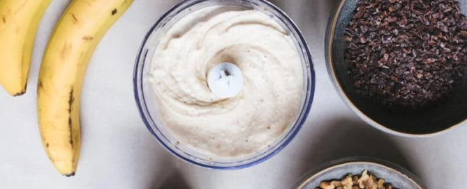 (Ba) Nana Icecream: l’alternativa sana e veloce al gelato tradizionale 3 nana ice cream banana congelata