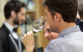 Tra lo scalpore e le polemiche arriva a Vinitaly 2024 il vino "dealcolato" 4 Vinitaly 2024