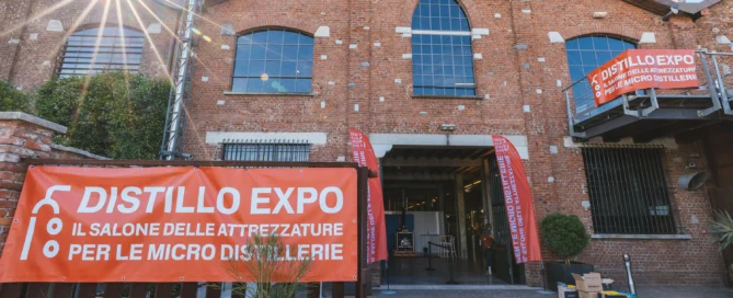 Milano, numeri record alla fiera “DISTILLO”: 800 ingressi in 2 giorni 2 Milano, numeri record alla fiera “DISTILLO”: 800 ingressi in 2 giorni
