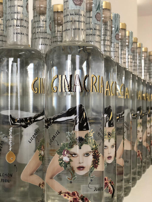 Nysura Distillery e il suo gin “artistico” al sapore di Sicilia