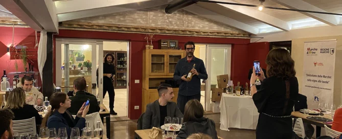 Quelle iniziative che fanno bene al cuore (e non solo): “Il Calice Racconta” all'Osteria del Vignaiolo 4 Quelle iniziative che fanno bene al cuore (e non solo): “Il Calice Racconta” all'Osteria del Vignaiolo