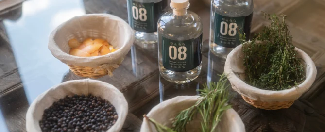 08 Gin: un London Dry Gin toscano nato da un'antica passione 2 08 Gin: un London Dry Gin toscano nato da un'antica passione