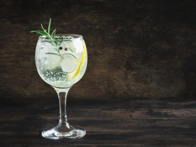 Lacrima di Zeus, il gin elettrico di Zeus Factory 4 Lacrima di Zeus, il gin elettrico di Zeus Factory