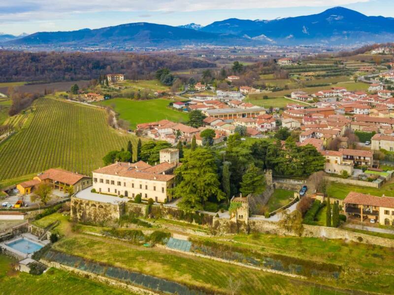 Festival Franciacorta 2026: 10 eventi imperdibili tra cantine, degustazioni e sapori del territorio 5 Festival Franciacorta 2026: 10 eventi imperdibili tra cantine, degustazioni e sapori del territorio
