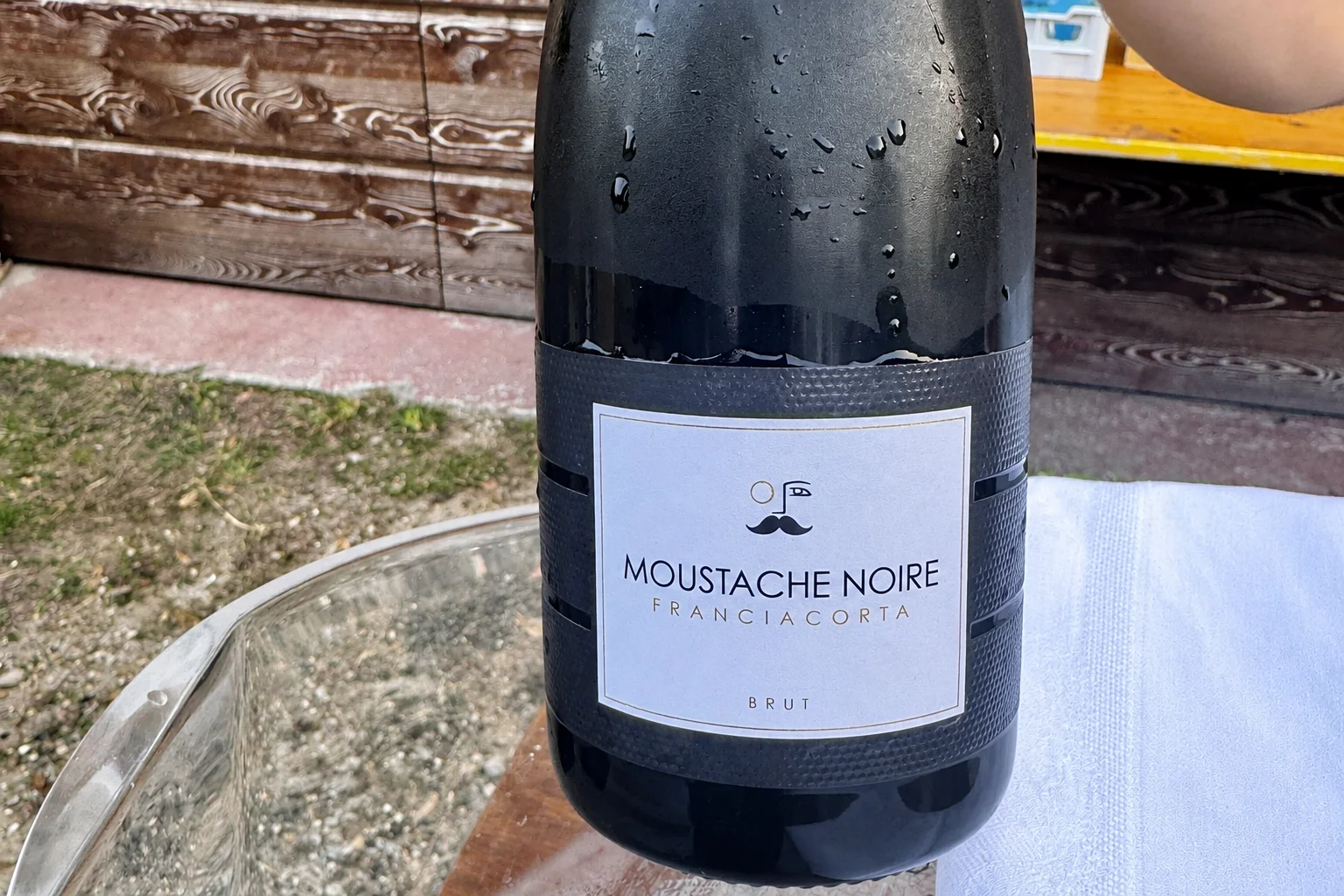 Moustache Noire, un weekend tra degustazioni e bollicine in Franciacorta 1 Moustache Noire, un weekend tra degustazioni e bollicine in Franciacorta